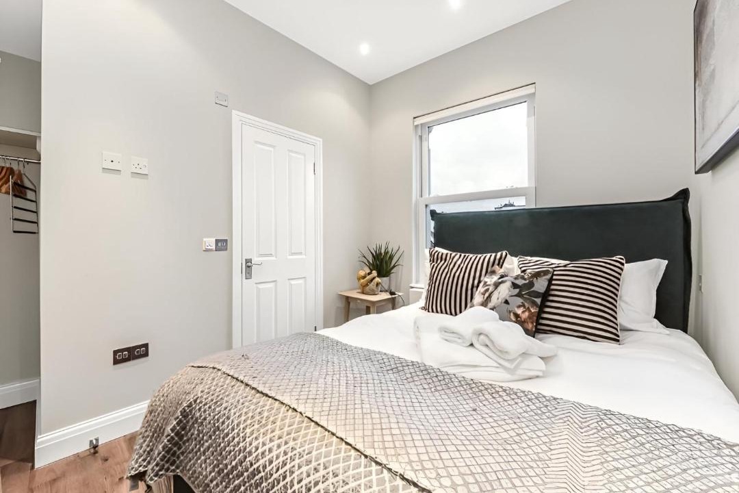 Photo of Bedroom in Fortune Green