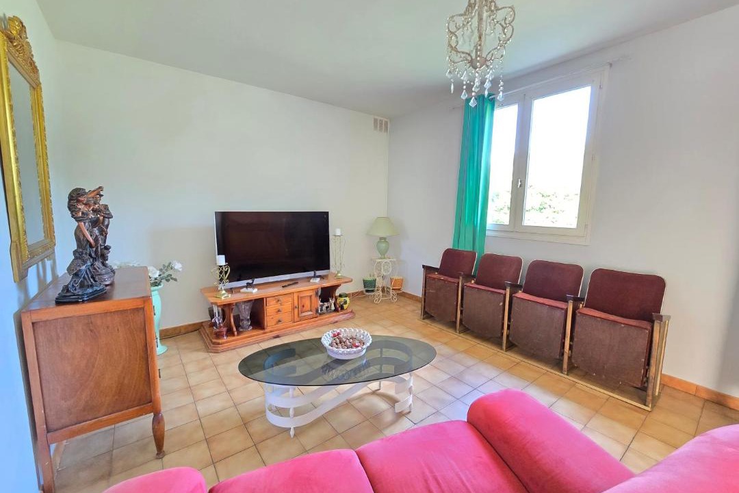 Photo of Others in Saint-Hilaire-le-Chatel