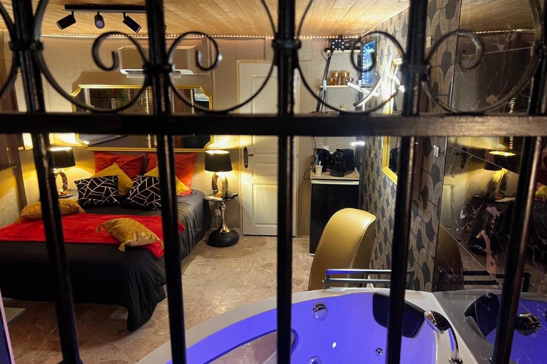 Photo of Others in Nievroz