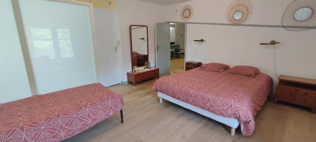 Photo of Bedroom in Cransac