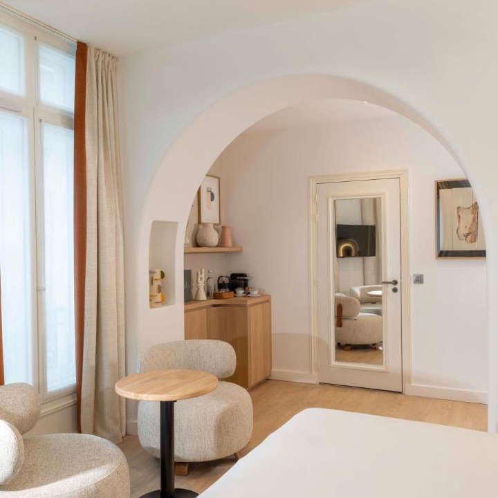 Photo of Others in Quartier du Faubourg-Montmartre