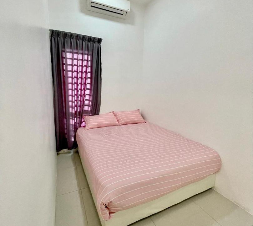 Photo of Bedroom in Permatang