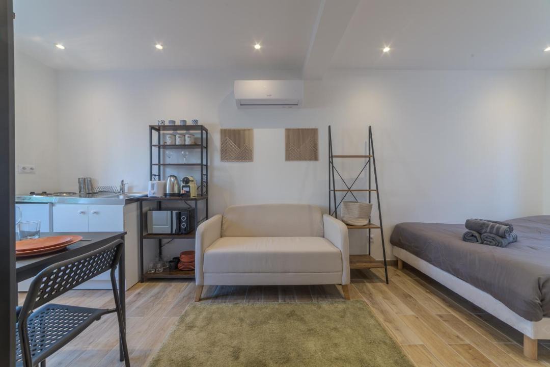 Photo of Bedroom in Leon Blum - Bon Coin