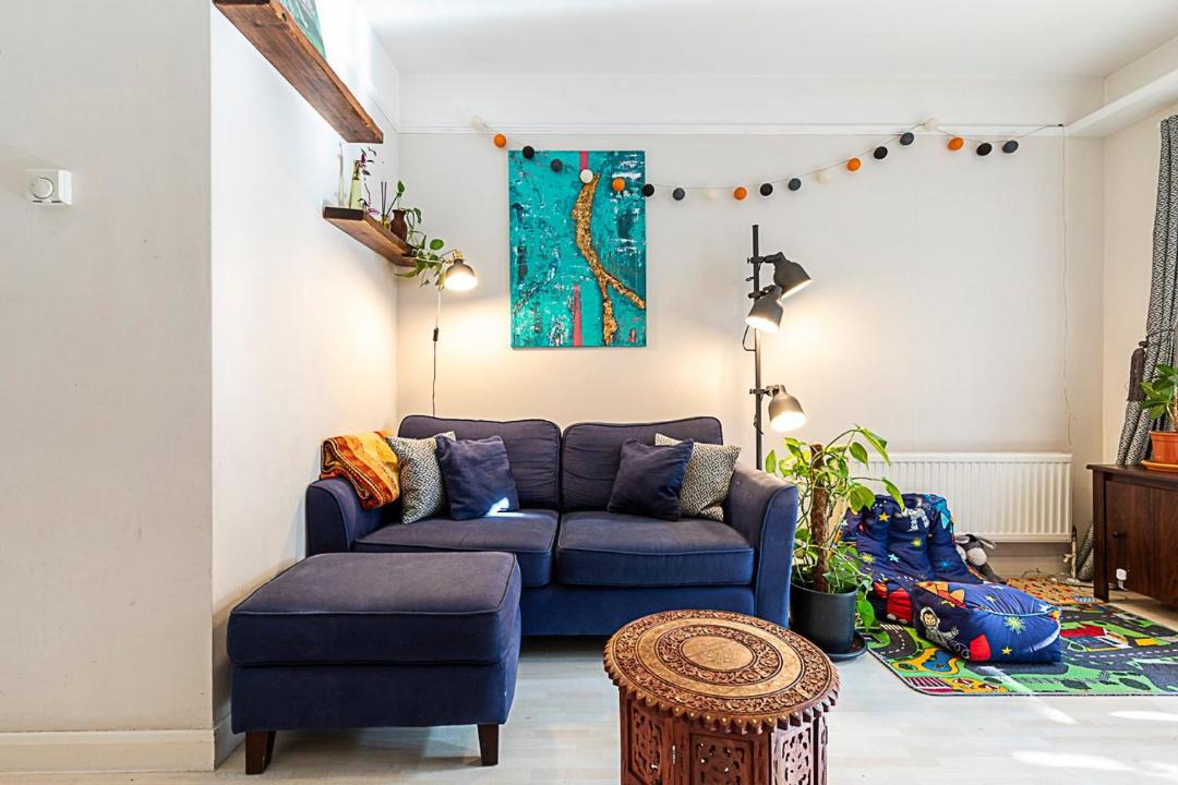 Photo of Others in Bow