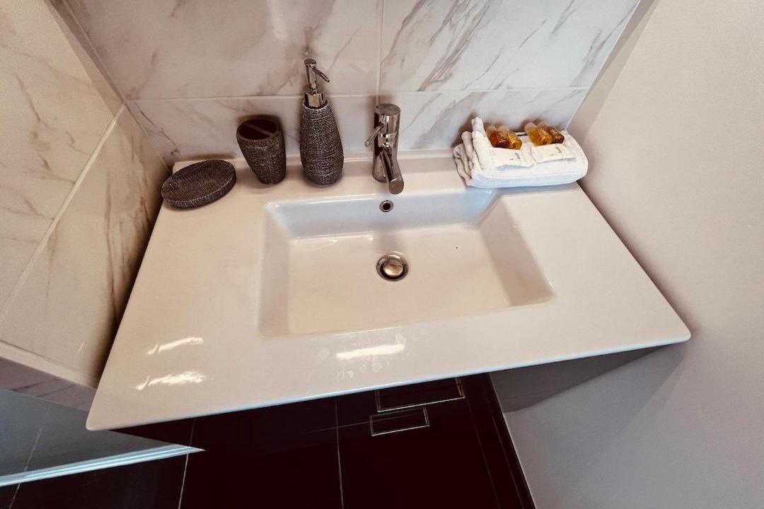 Photo of Bathroom in Aiguerelles