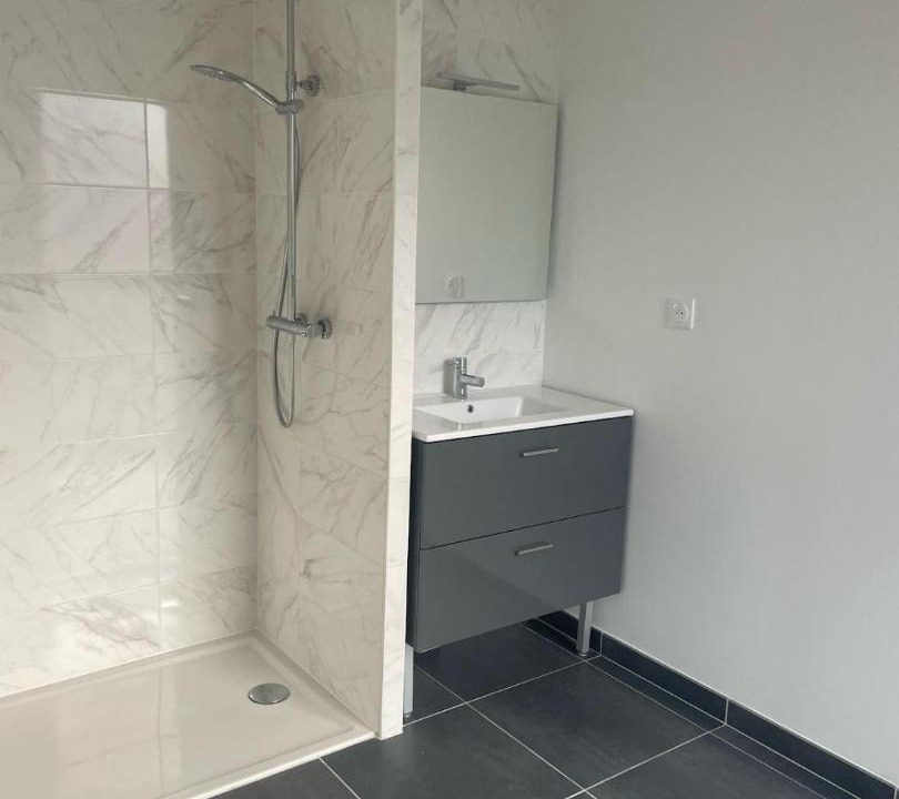 Photo of Bathroom in Aiguerelles