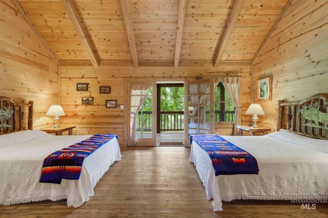 Photo of Bedroom in Riggins Hot Springs