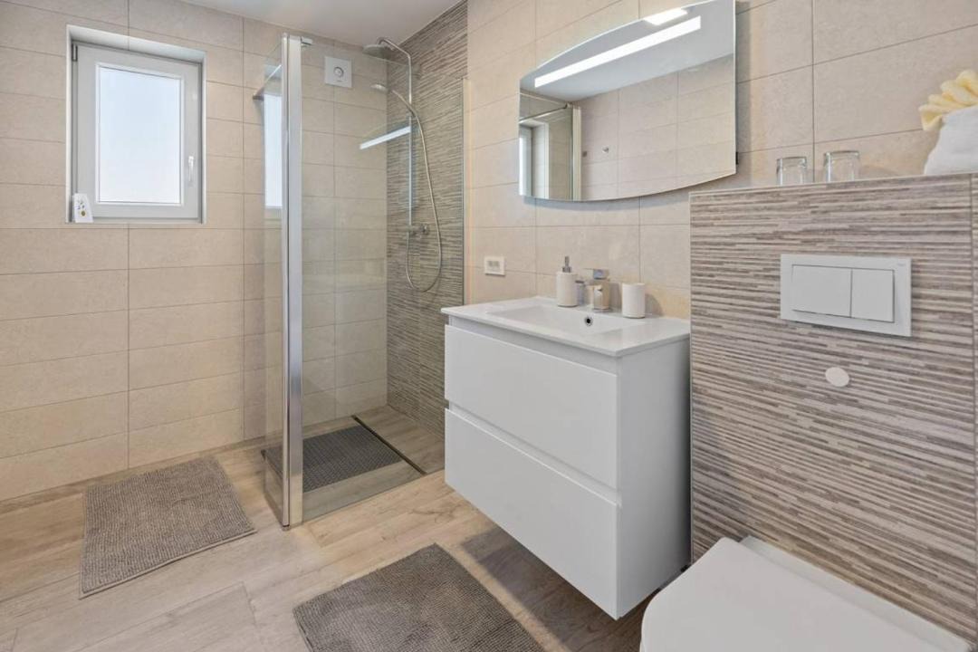 Photo of Bathroom in Gulici