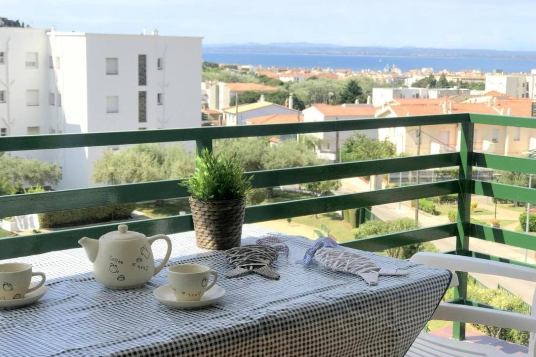 Photo of Patio Balcony in El Mas Oliva