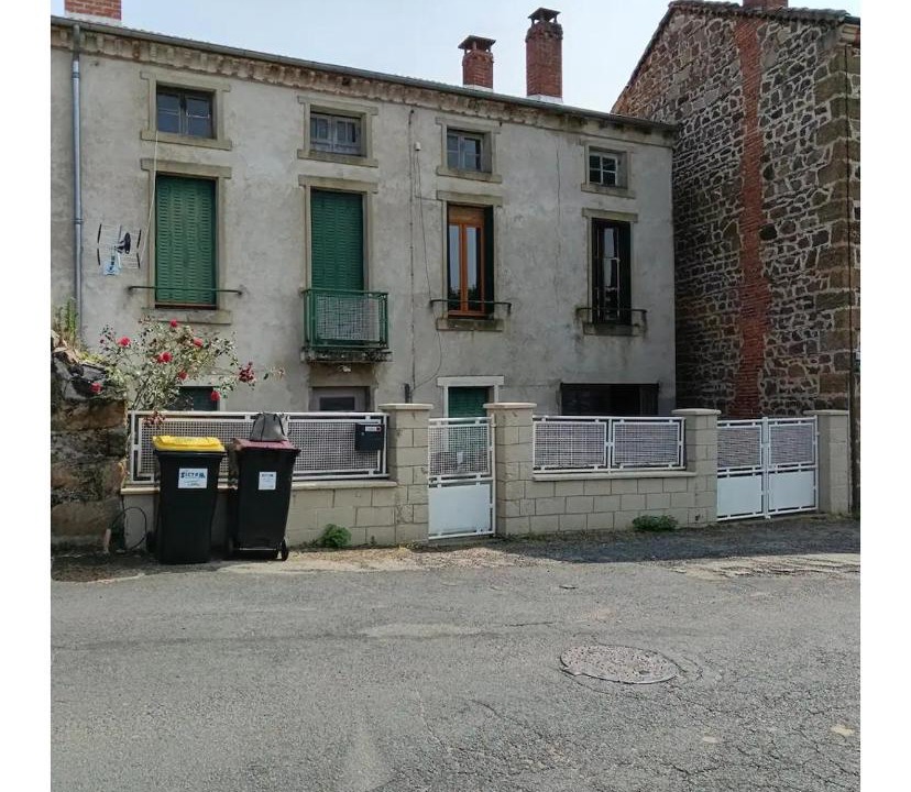 Photo of Others in Javaugues