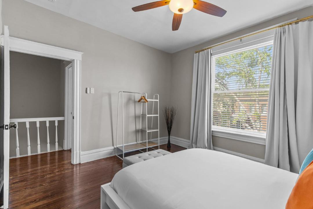 Photo of Bedroom in Shaw