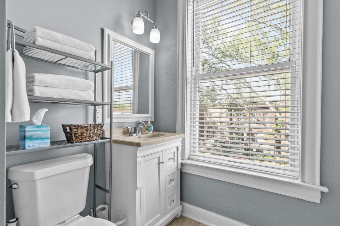 Photo of Bathroom in Shaw