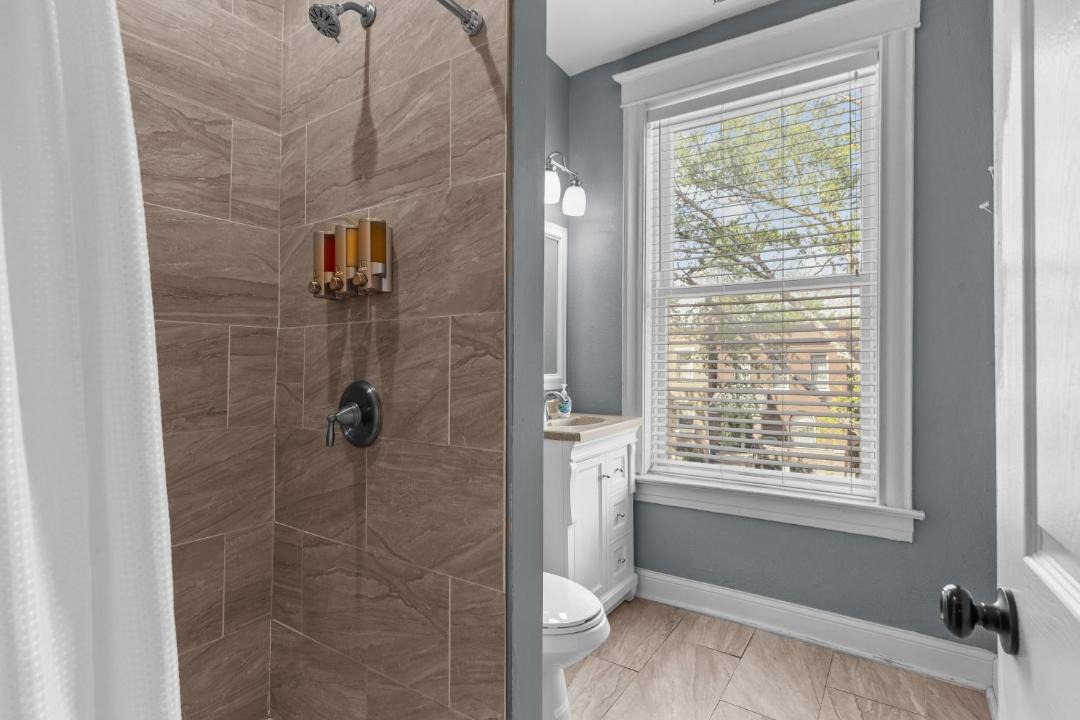 Photo of Bathroom in Shaw