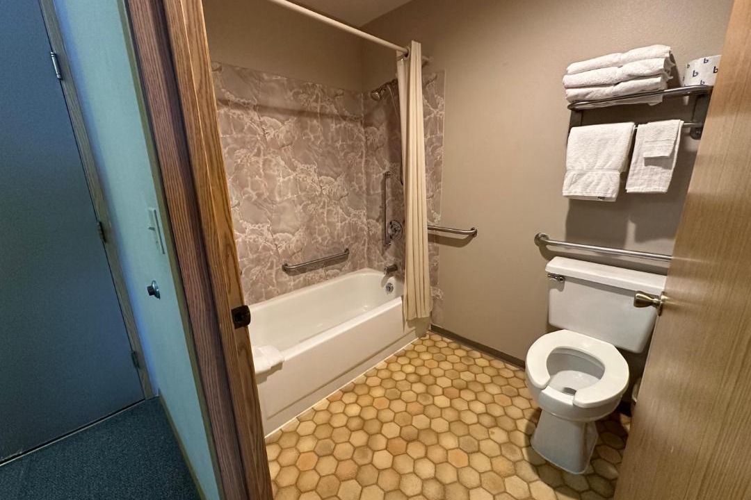 Photo of Bathroom in Cle Elum