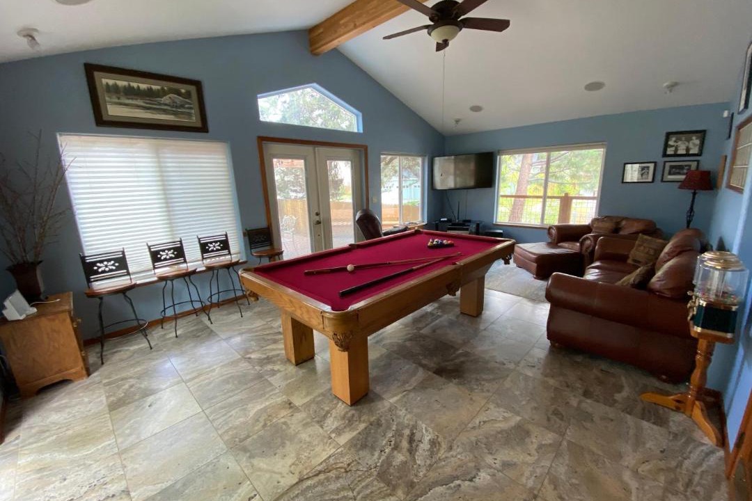 Photo of Others in Larkspur