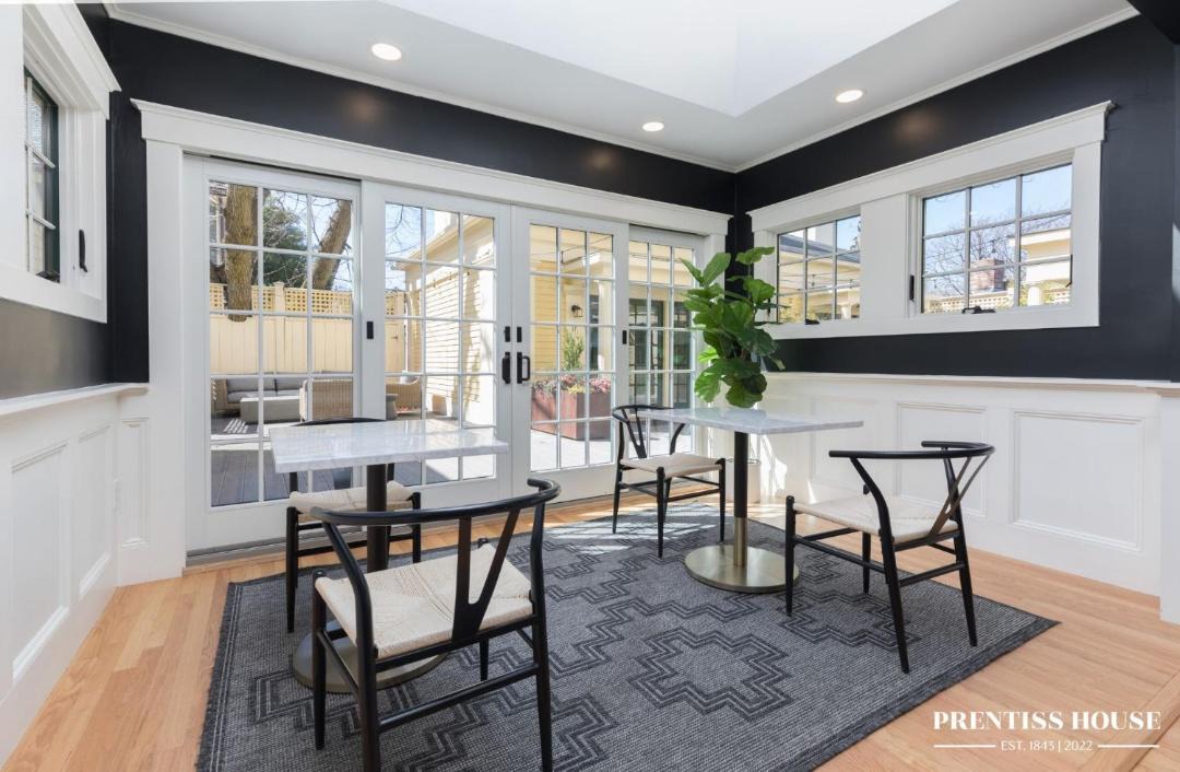 Photo of Others in Agassiz