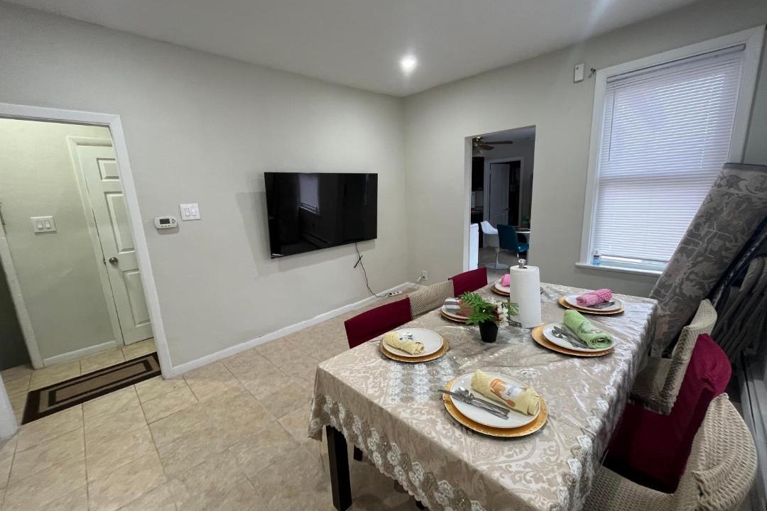 Photo of Others in Bayonne