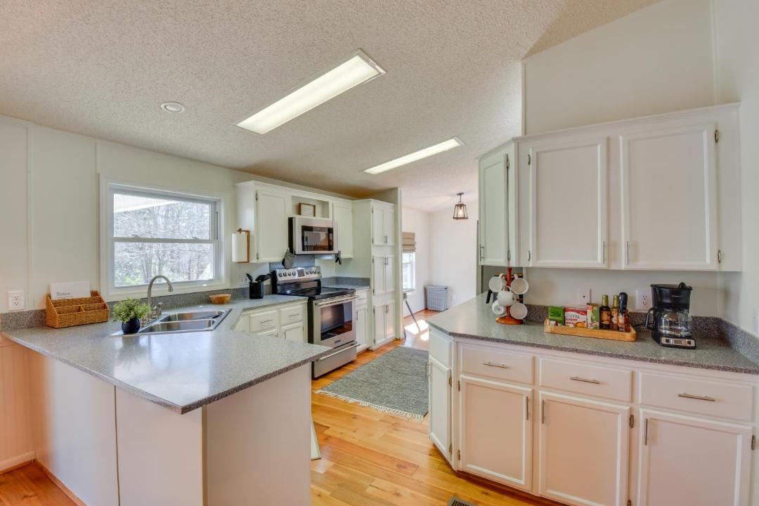 Photo of Kitchen in Seneca