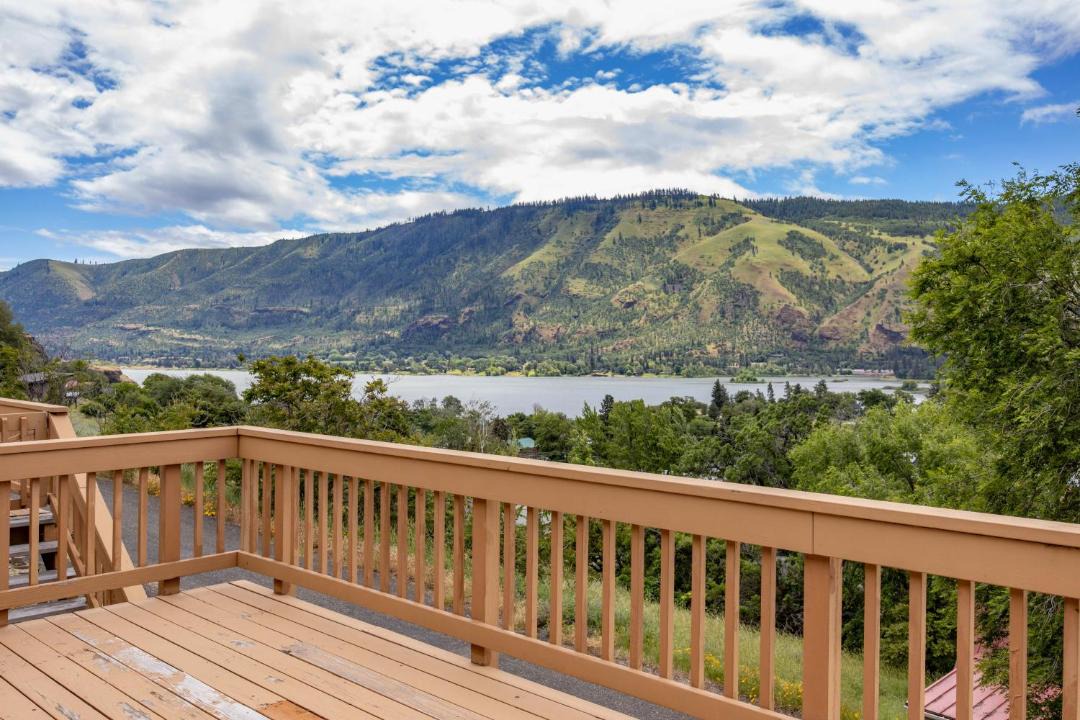 Photo of Patio Balcony in Lyle