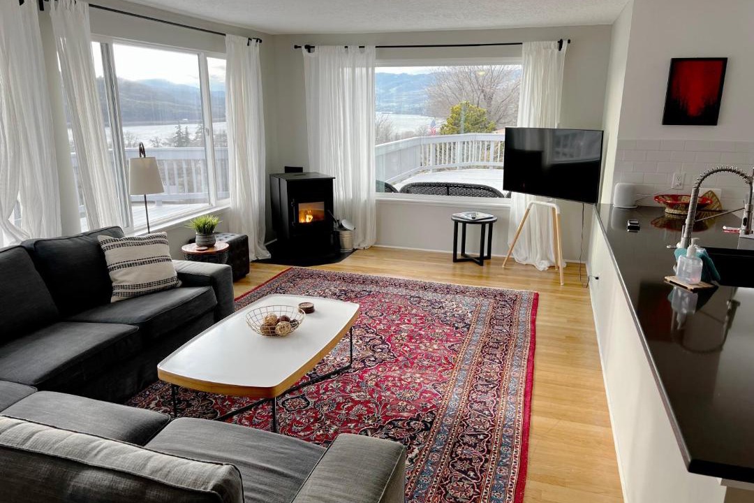 Photo of Livingroom in Lyle