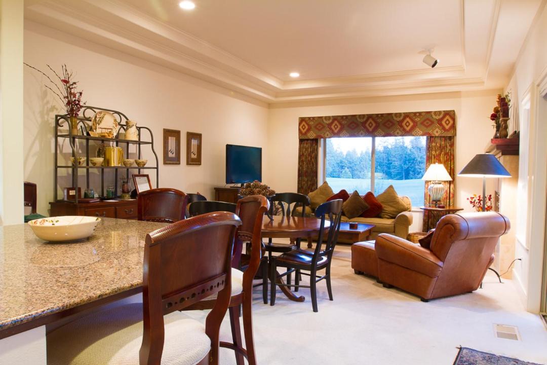 Photo of Others in Broken Top