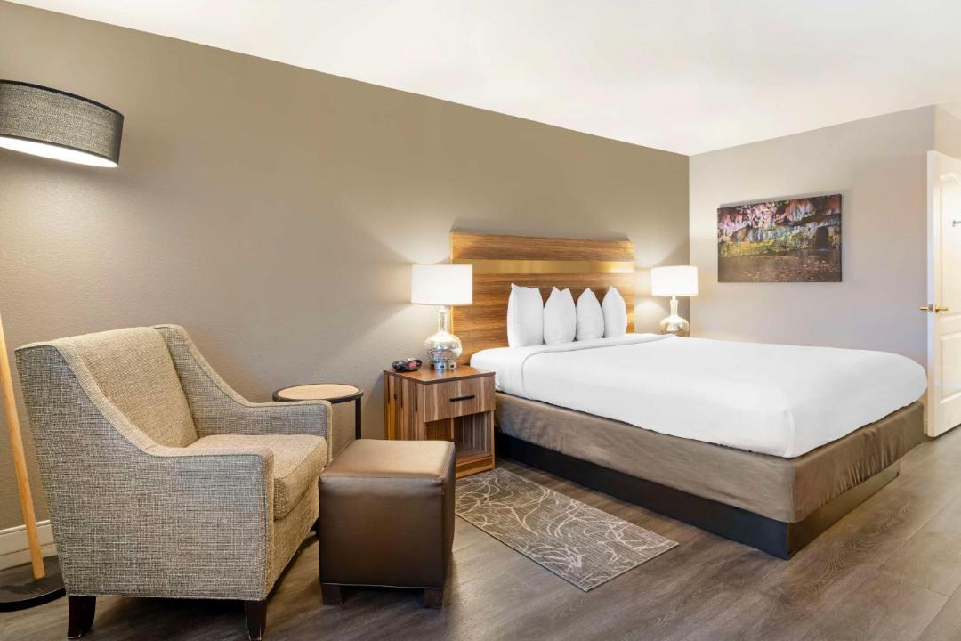 Photo of Bedroom in Altaville