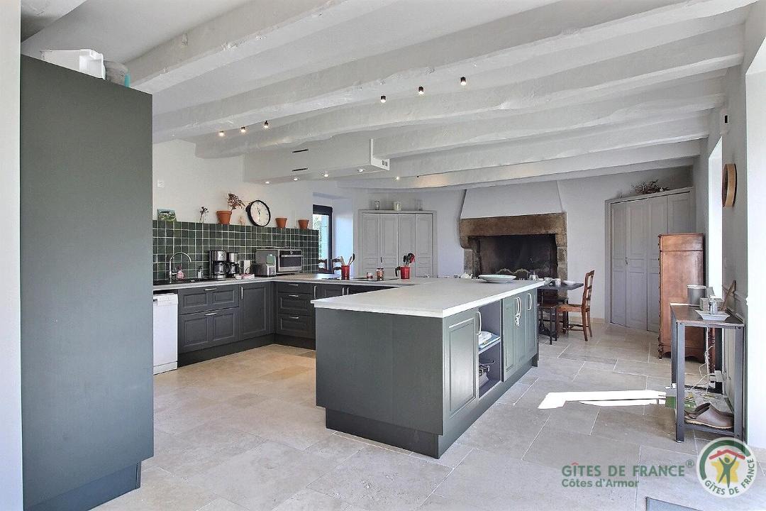 Photo of Kitchen in Ploubalay