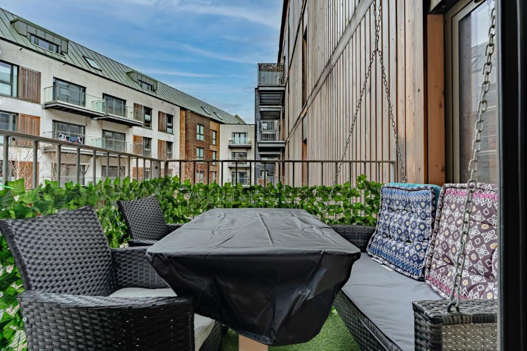 Photo of Patio Balcony in Bristol Floating Harbour