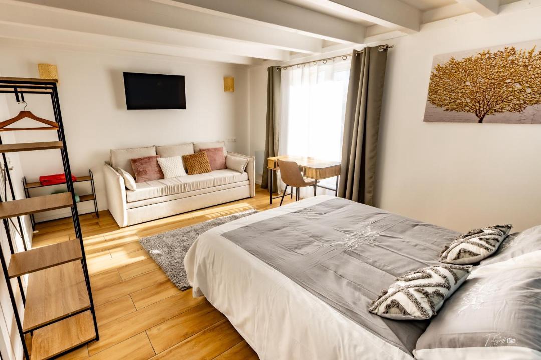 Photo of Bedroom in Mornac-sur-Seudre