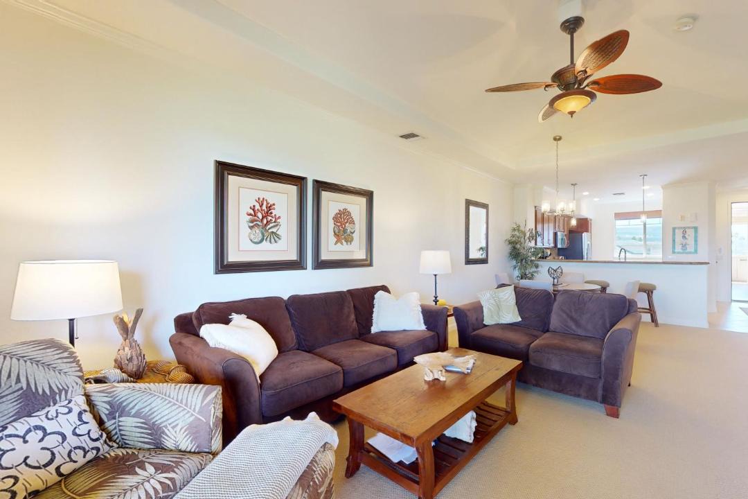 Photo of Livingroom in Waikoloa