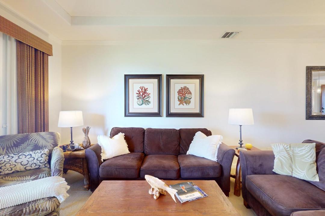 Photo of Livingroom in Waikoloa