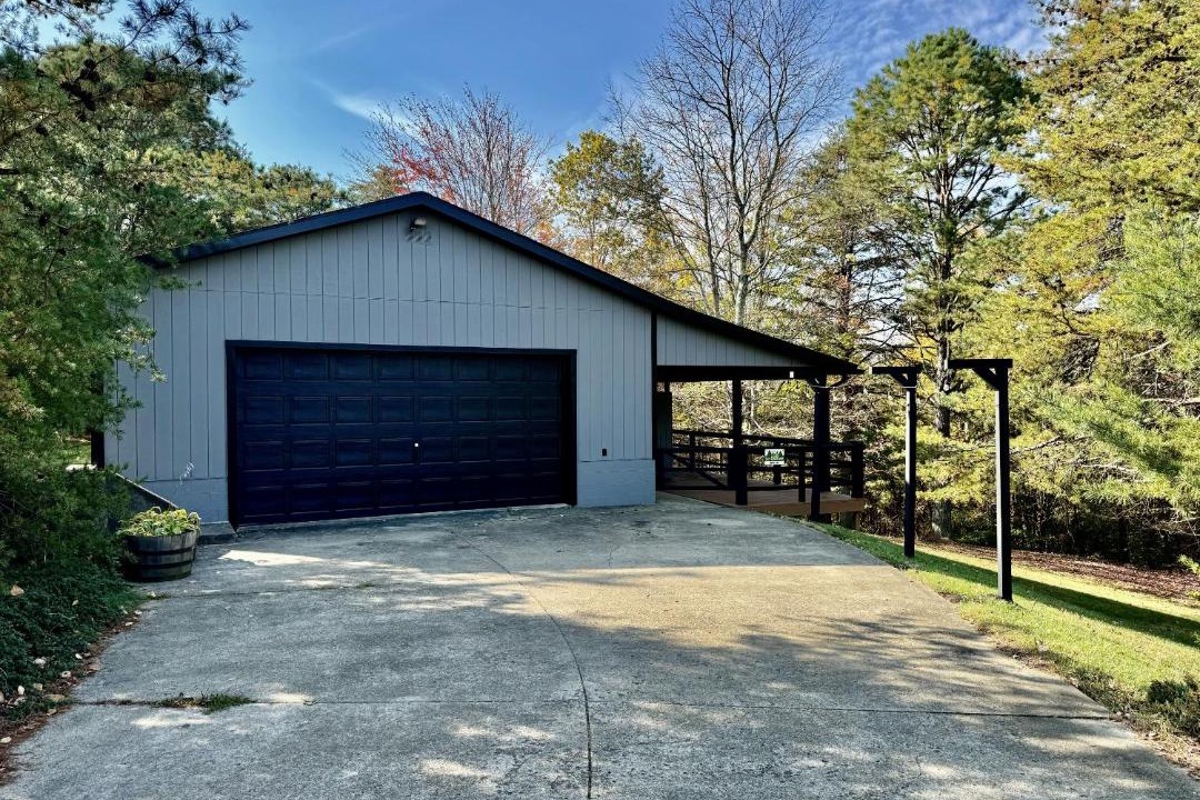 Photo of Others in South Bloomingville