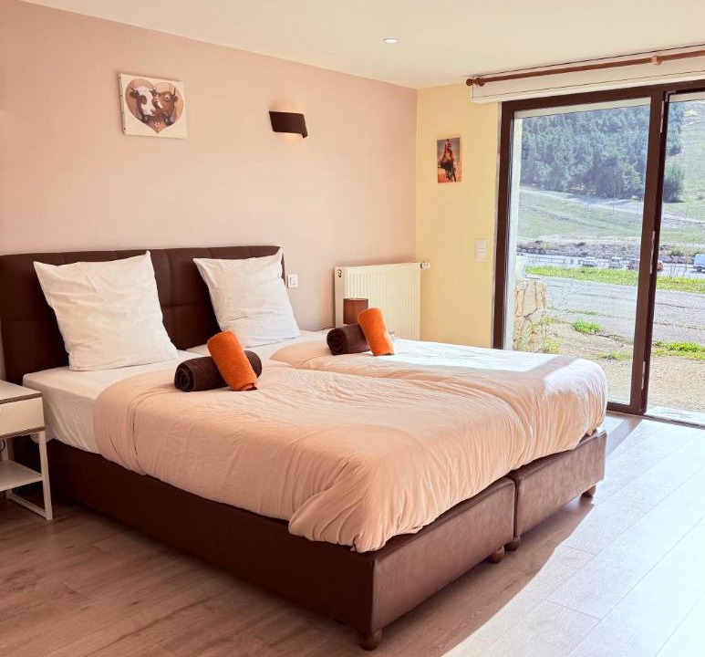 Photo of Bedroom in Greolieres les Neiges