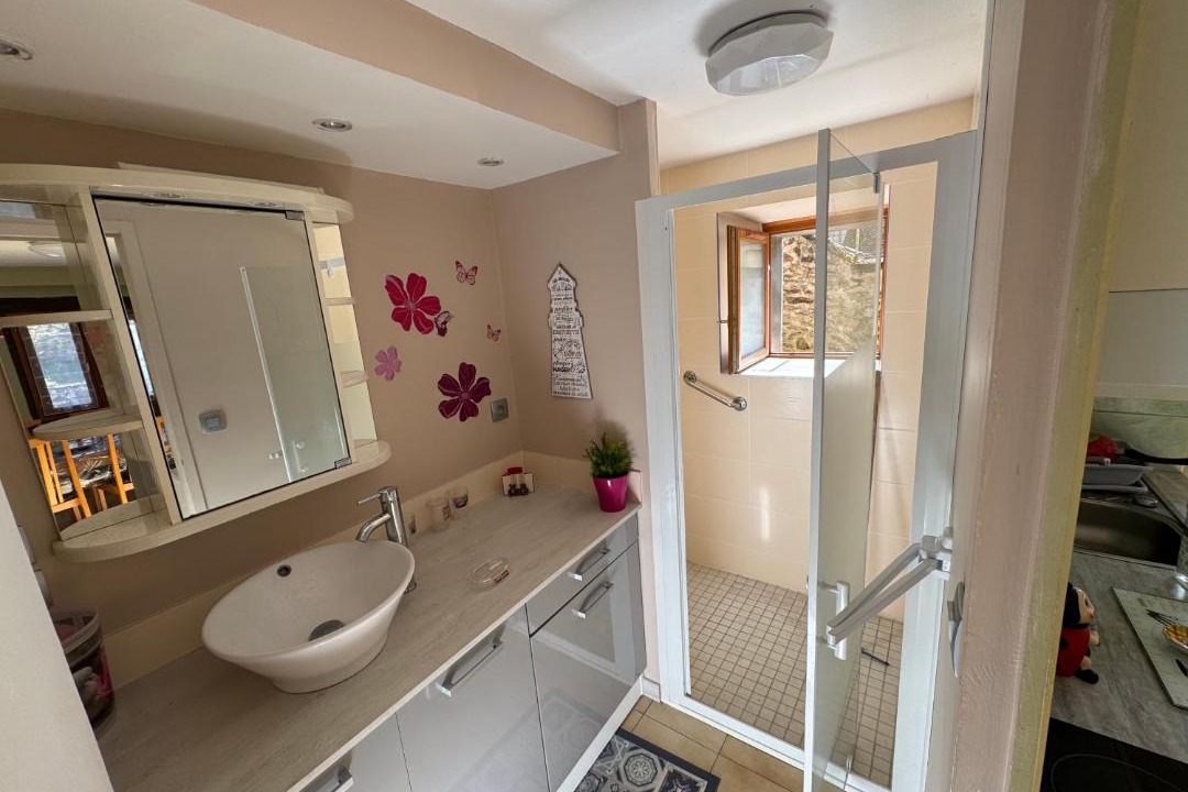 Photo of Bathroom in Chambon-sur-Voueize