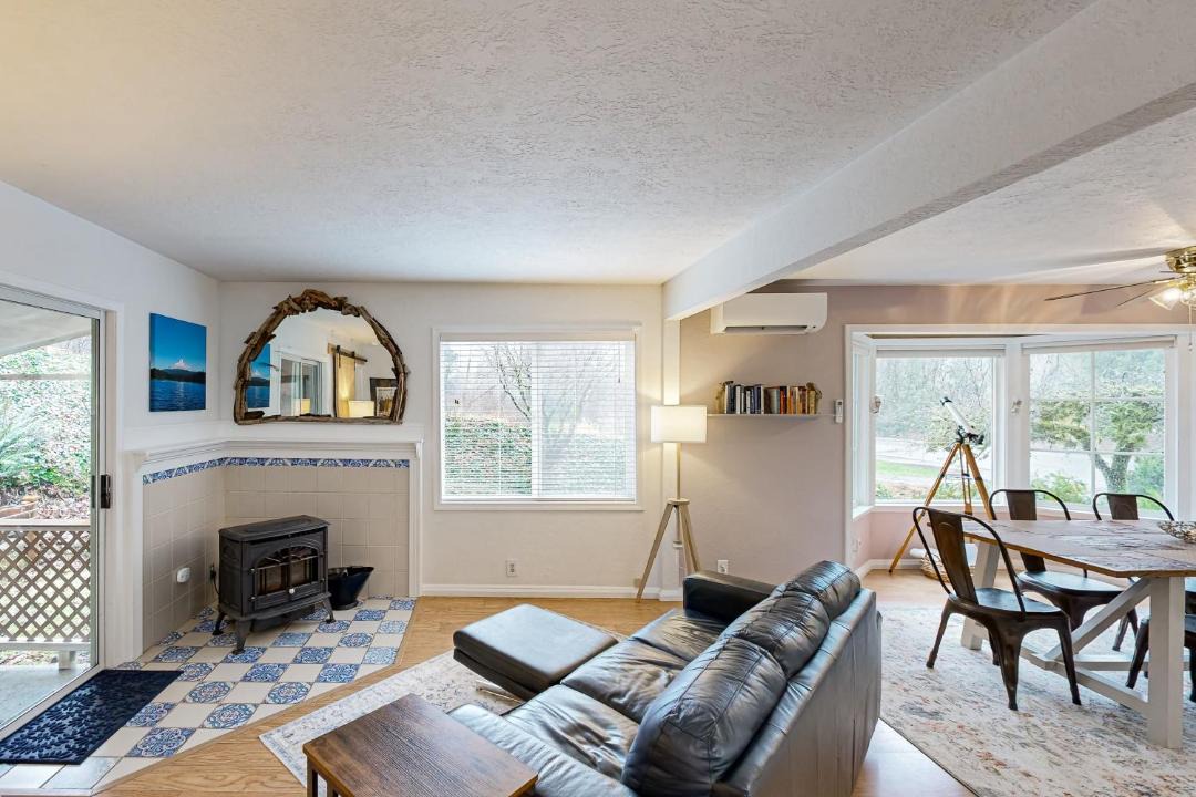 Photo of Others in Cloverdale