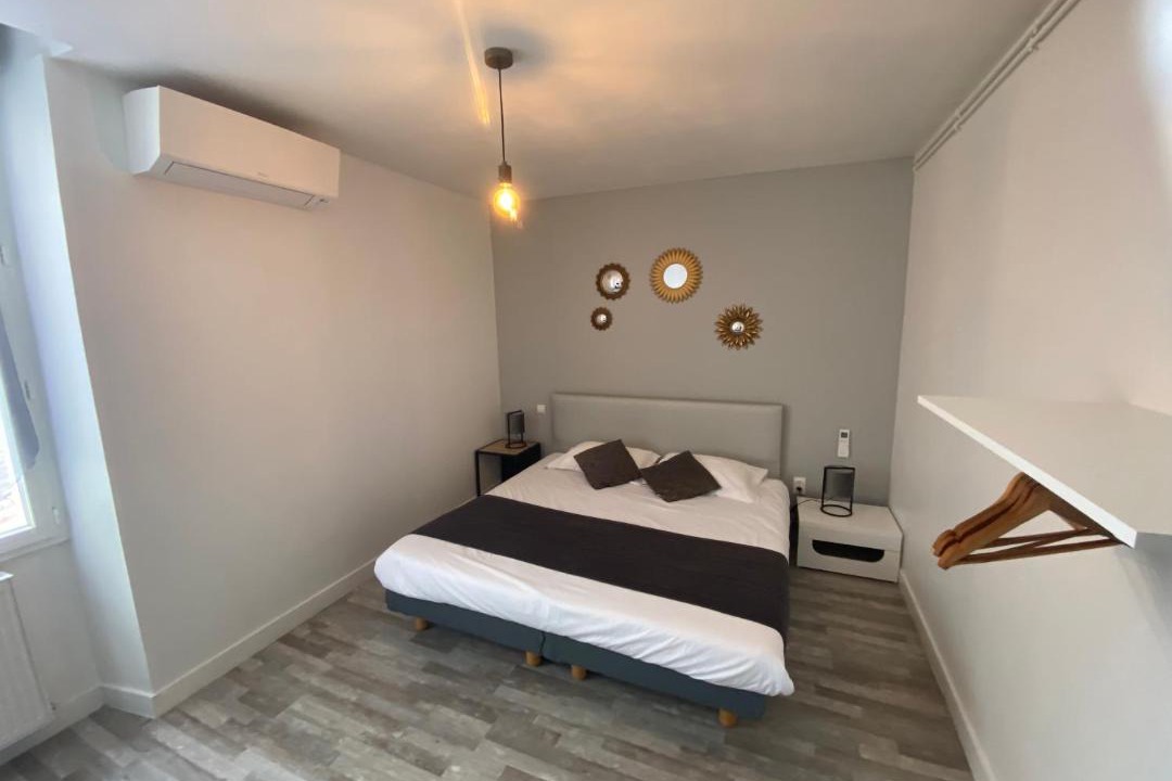 Photo of Bedroom in Cognac