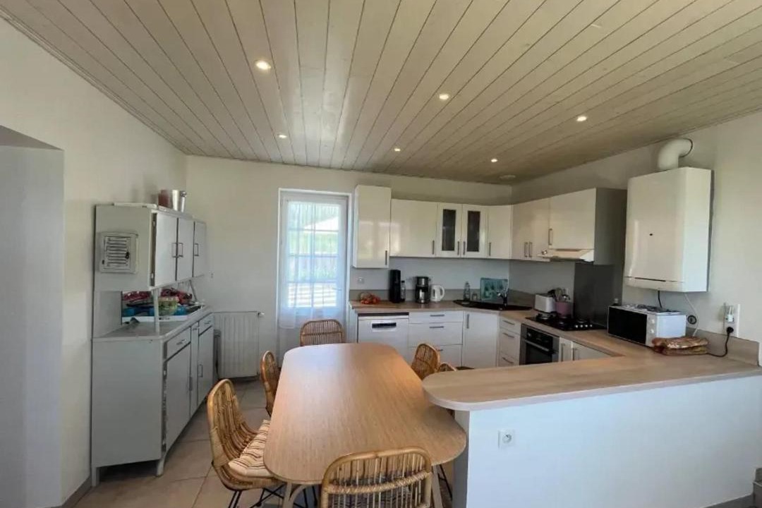 Photo of Kitchen in Saint-Michel-en-l'Herm