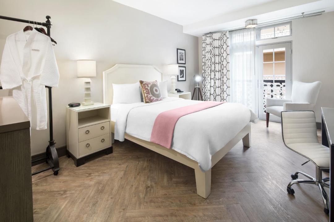 Photo of Bedroom in East Hollywood