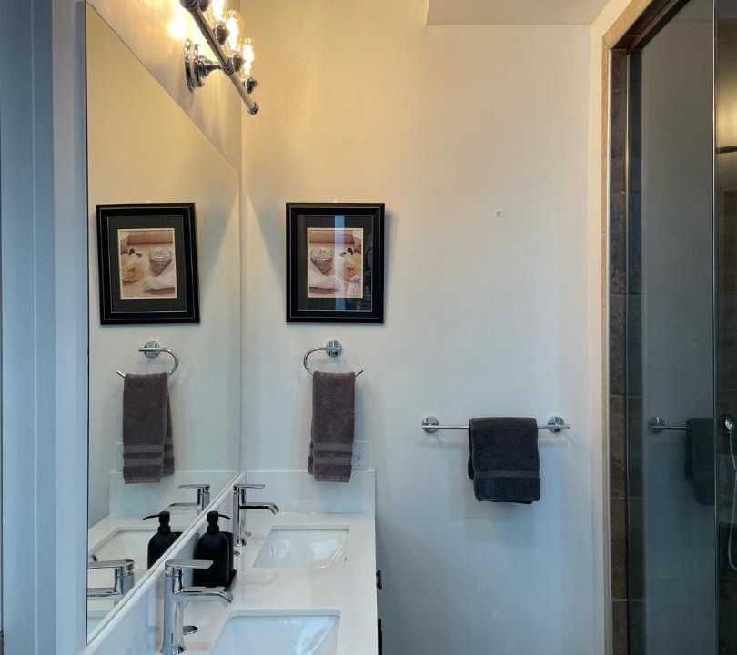 Photo of Bathroom in Lenox