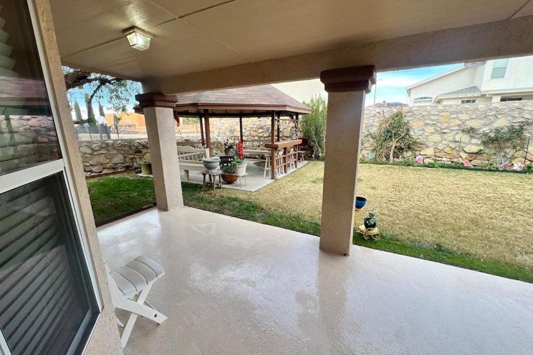 Photo of Patio Balcony in El Paso