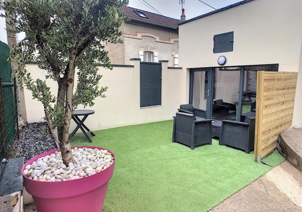 Photo of Others in Longvic