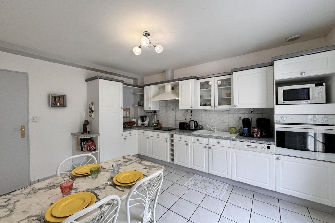 Photo of Kitchen in Sille-le-Philippe