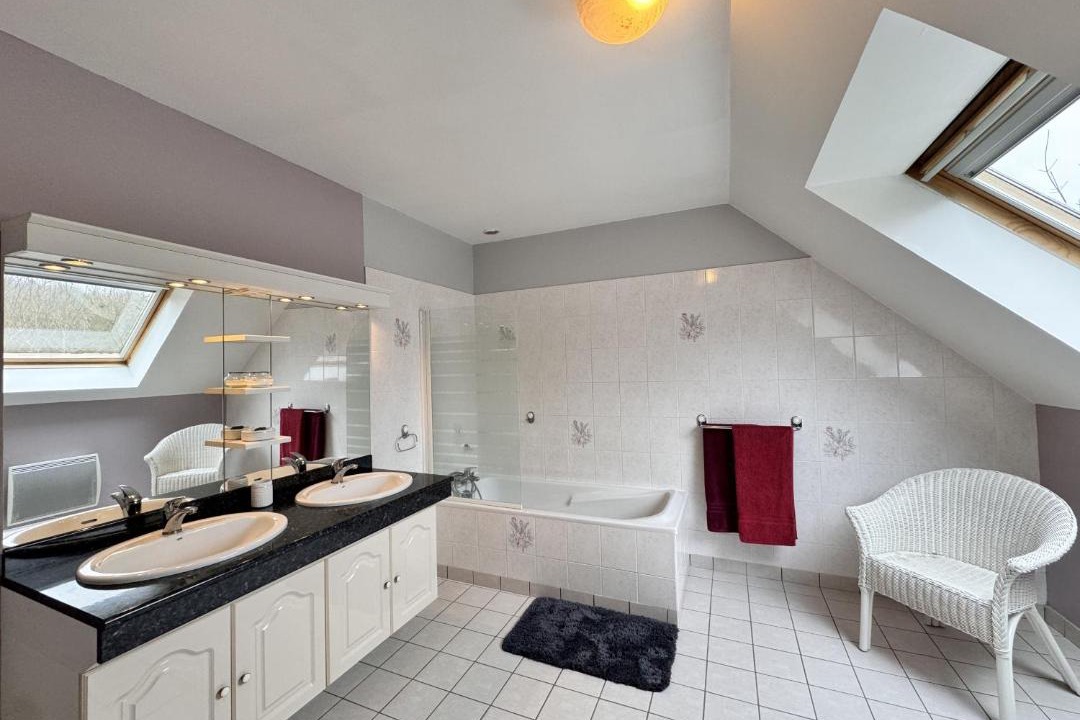Photo of Bathroom in Sille-le-Philippe
