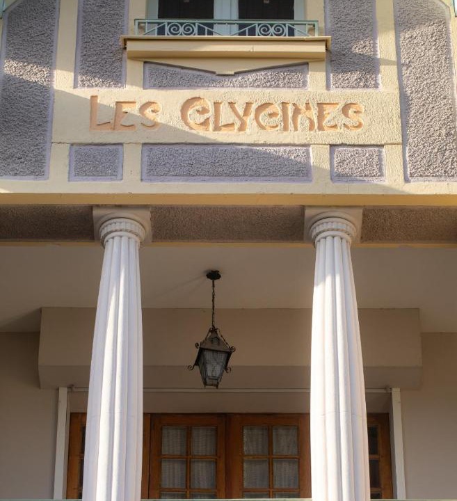 Photo of Buildings in Les Hauts de Saint-Aubin