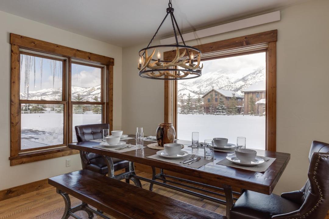 Photo of Others in Alpine Northwest