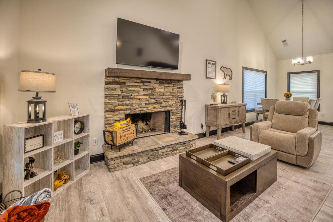 Photo of Others in Talking Rock