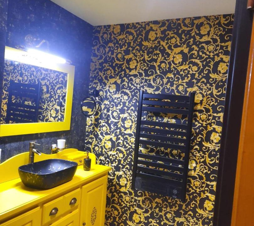 Photo of Bathroom in Verdun-sur-le-Doubs