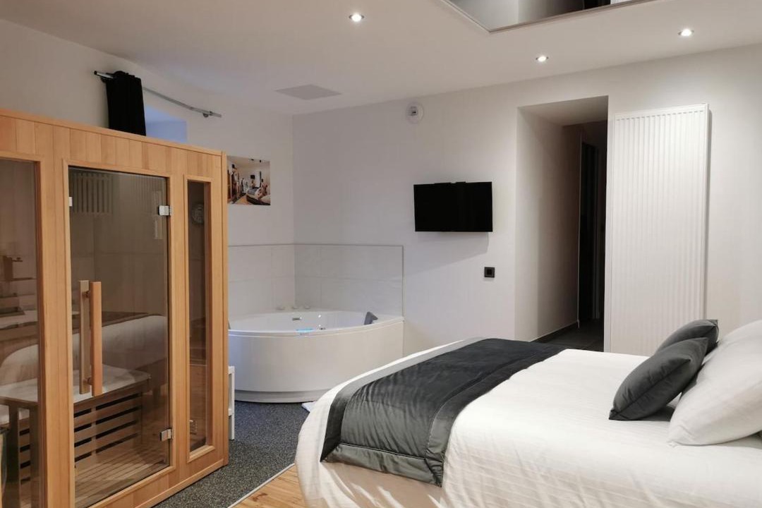 Photo of Bedroom in Saint-Jean-Saint-Maurice-sur-Loire