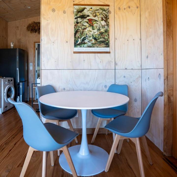 Photo of Others in Raglan