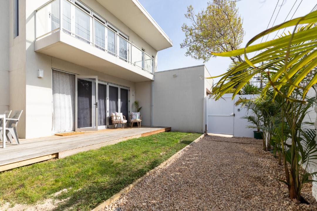 Photo of Others in Elwood